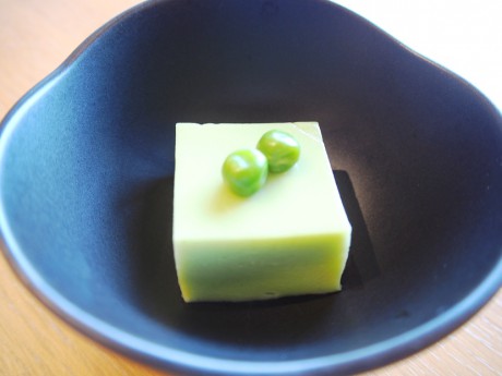 グリンピース豆腐